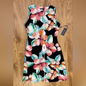 Tommy Hilfiger Women’s sz 4 NWT Floral Stretchy Dress -Great 4 SPRING BREAKERS